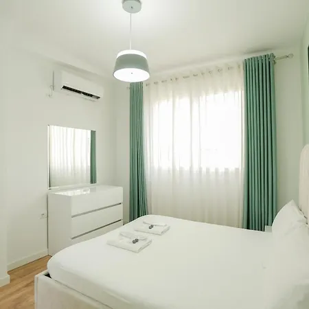 Miku Apartment-stunning At Taiwan * ティラナ